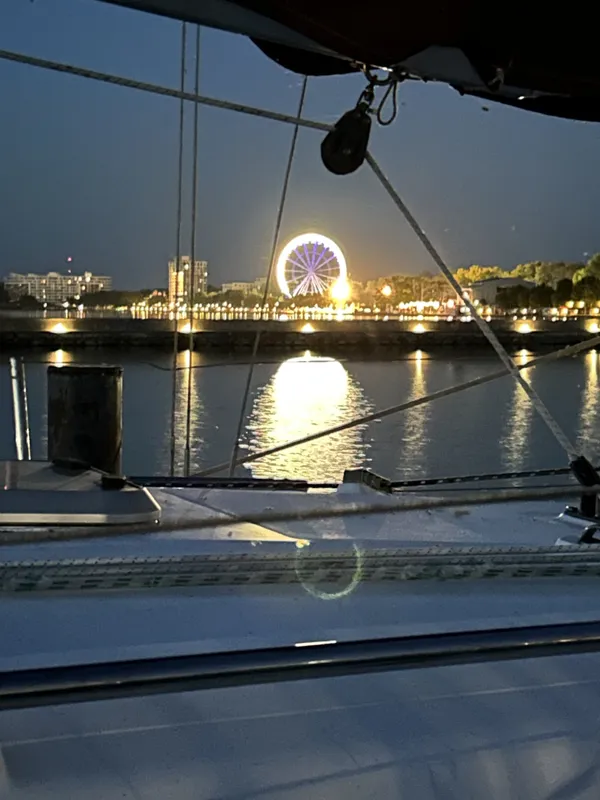 Vitorlázás a Balatonon és Adrián