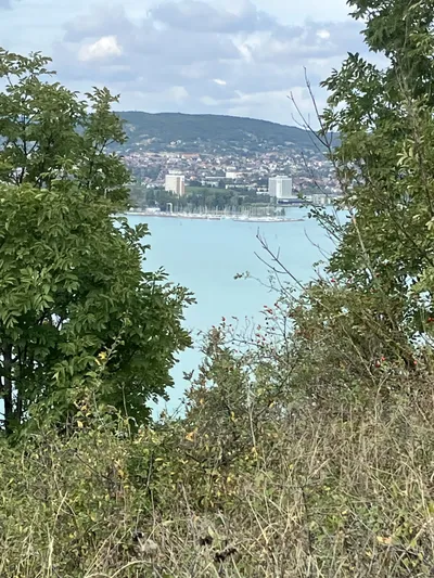 Vitorlázás a Balatonon és Adrián