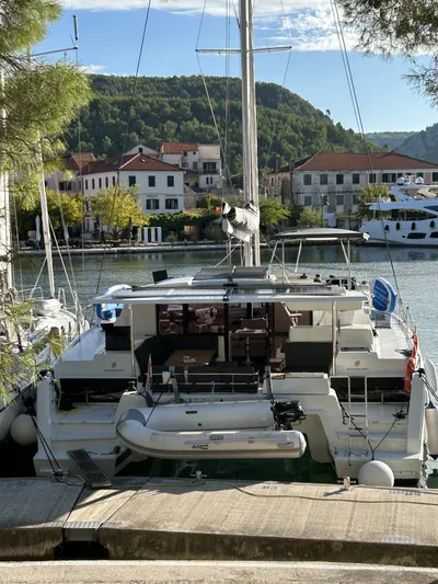 Vitorlázás a Balatonon és Adrián